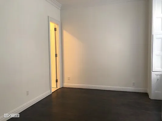 Rented by Citi Habitats | media 6