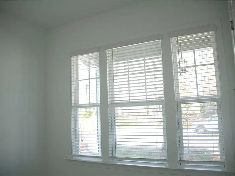 4381 Encore Blvd — Photo 2