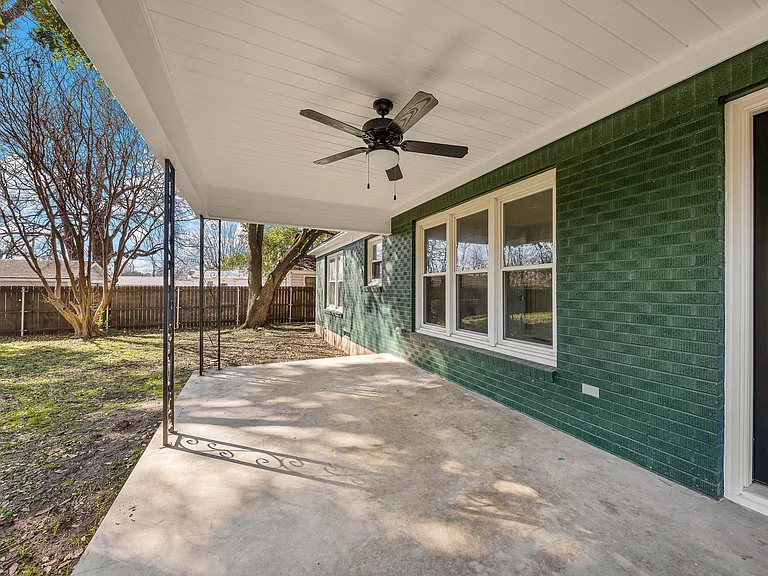 33066 Cumberland Ave — Photo 50