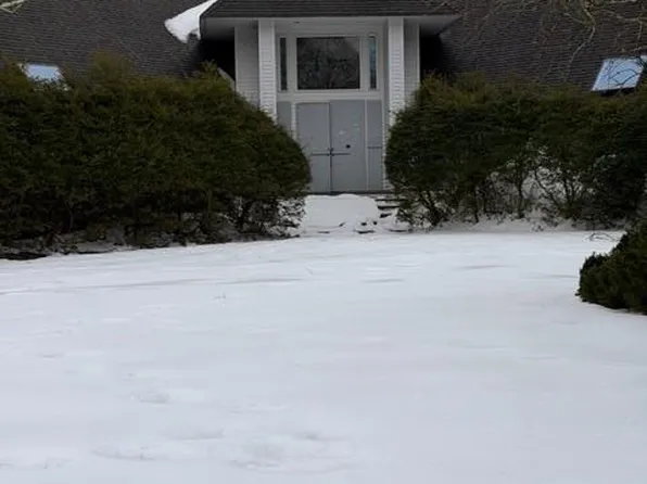 19 Abets Creek Path, East Patchogue, NY 11772