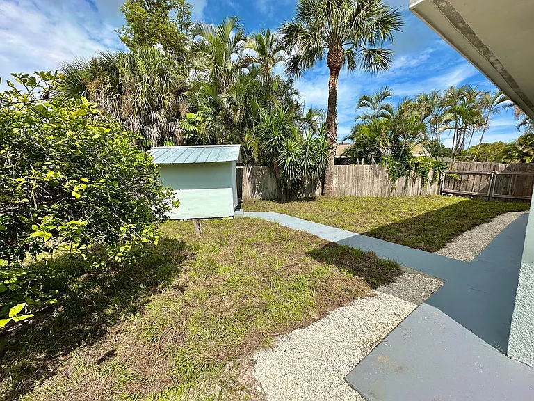 3499 Balboa Cir E — Photo 21