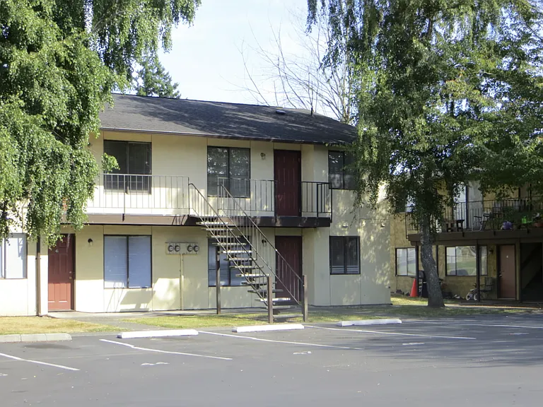 Casita Villa Apartments — Photo 25