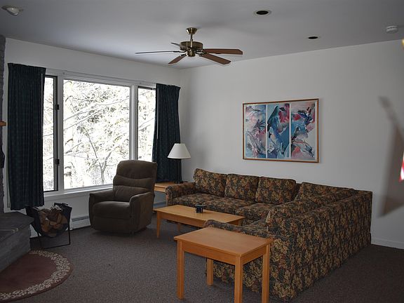 5th image of 9 Trailside Executive 9 #9