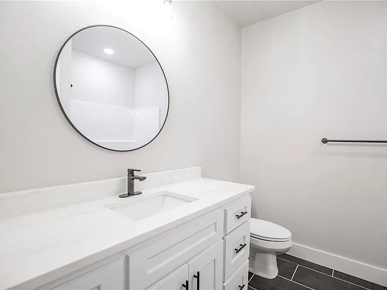 7843 Range Ave — Photo 21