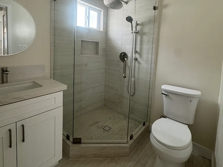 1982 Olive Ave #1/2 — Photo 4