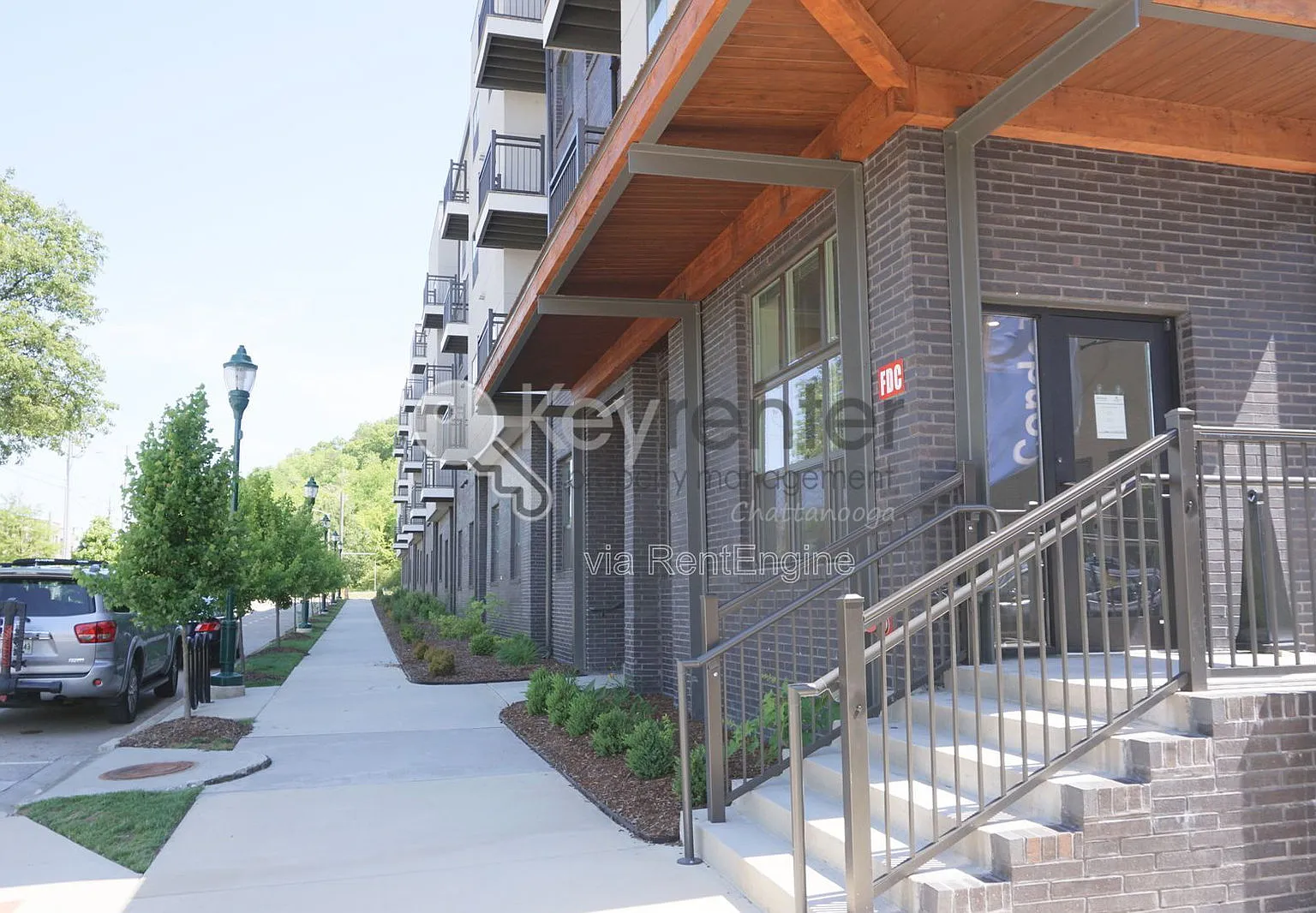 1 bed, 1.0 bath, 653 sqft, $1,200 — Photo 1