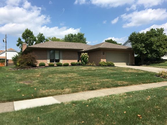 2nd image of 4745 Wicklow Dr