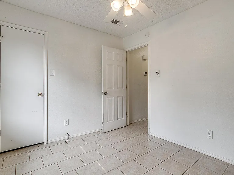 1009 W 4th St #1011 — Photo 10