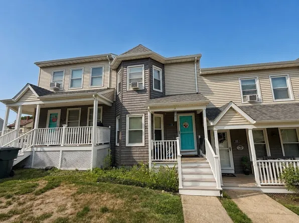 700 2nd St APT 110, Fall River, MA 02721