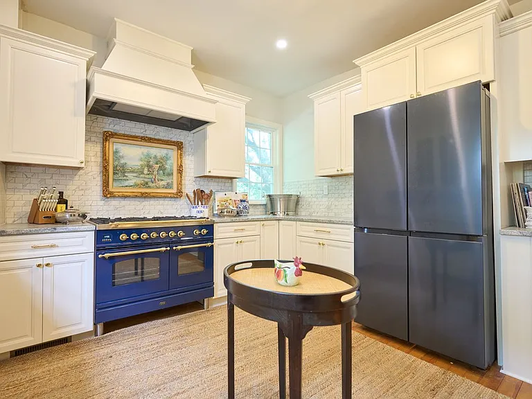 252 Laurens St NW — Photo 17