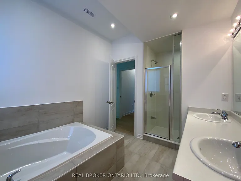 139 Marina Village Dr — Photo 12