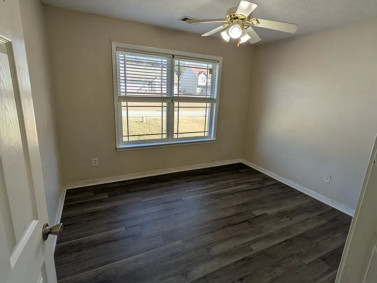 375 Searchlight Dr — Photo 13