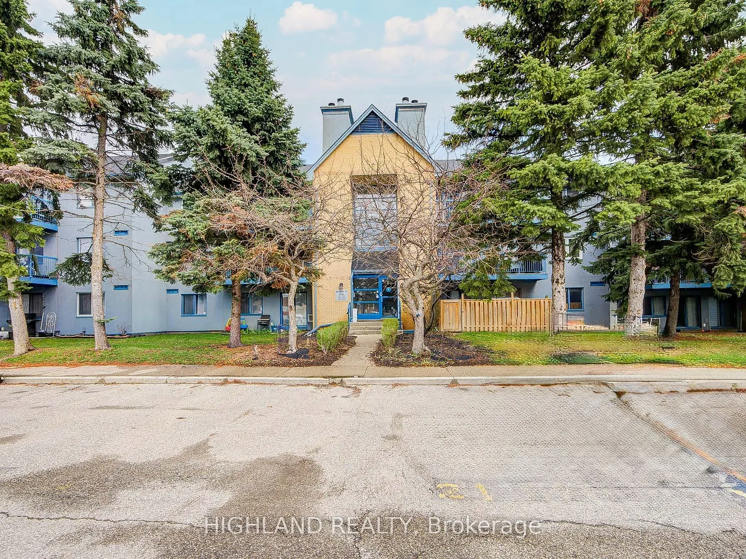 2 bed, $2,500 — Photo 1