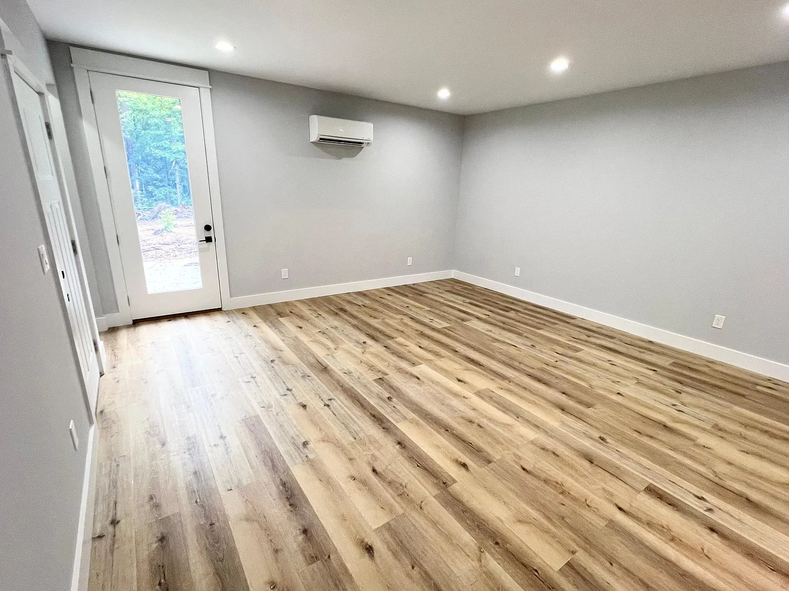 1 bed, 450 sqft, $1,100 — Photo 4