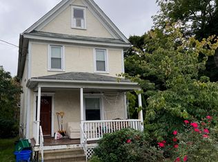 136 1st St, Olyphant, PA 18447