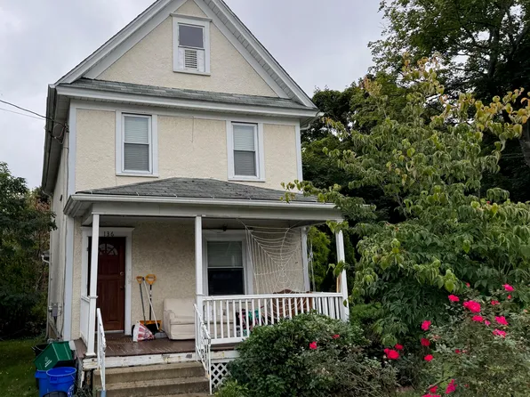 136 1st St, Olyphant, PA 18447