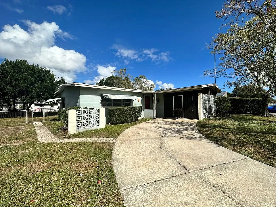 3 bed, 1150 sqft, $1,895 — Photo 2