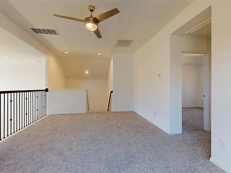 1522 Oakdale Crest Rd — Photo 32