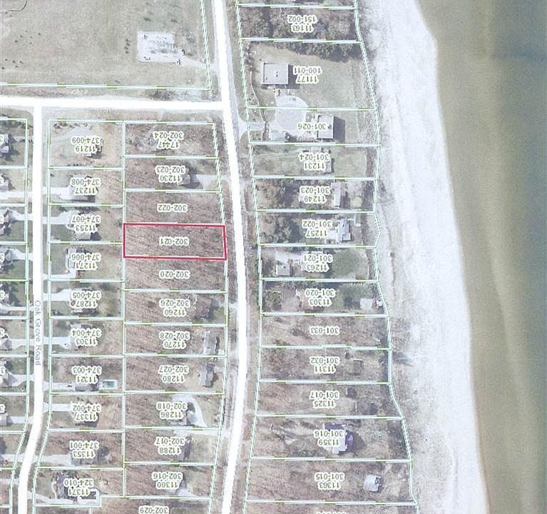 2nd image of Lakeshore Dr