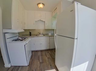 1113 Pierre St, Manhattan, KS 66502