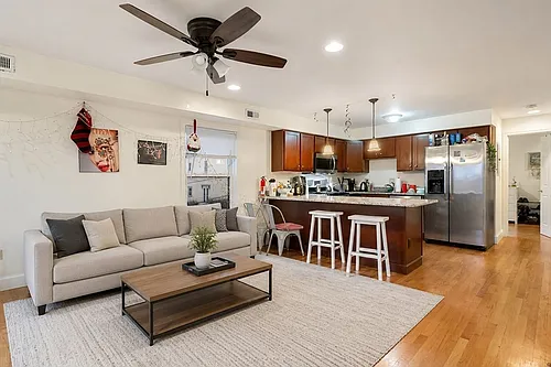 85 Fort Ave Photo 1