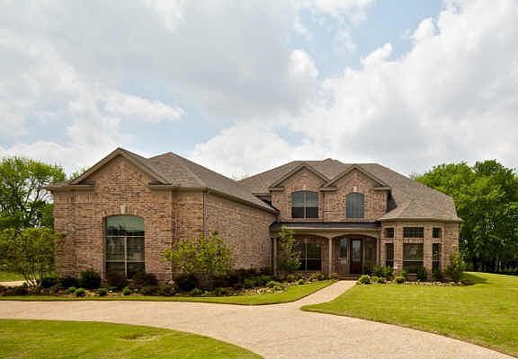 2nd image of 7208 Meadow Glen Dr