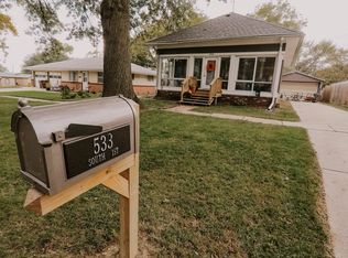 533 S 1st St, Seward, NE 68434