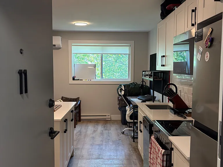 400 Scenic Dr N #12 — Photo 7