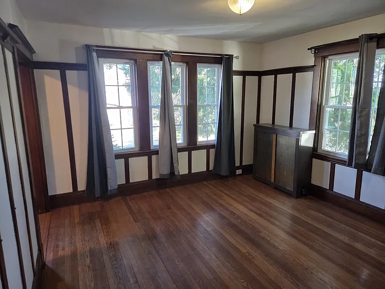 221 Metropolitan Ave #221 — Photo 2