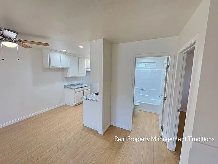 2541 Diamond St #3 — Photo 12