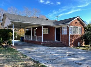 408 Kimrey St, Ramseur, NC 27316