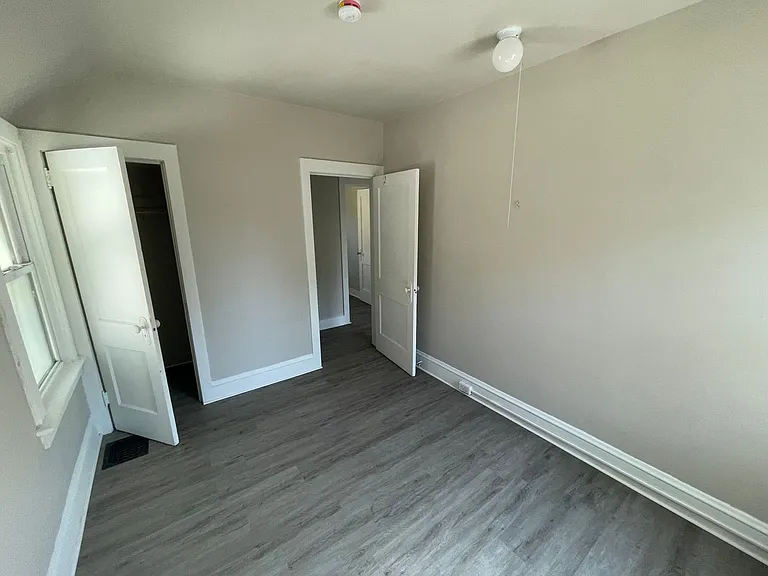 14005 Scioto Ave — Photo 9