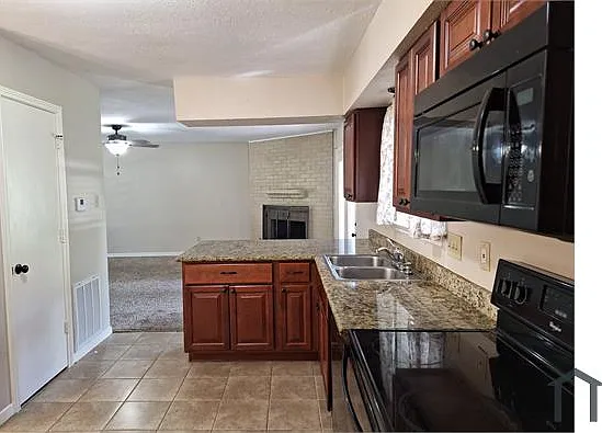 19918 Misty Pines Dr — Photo 10