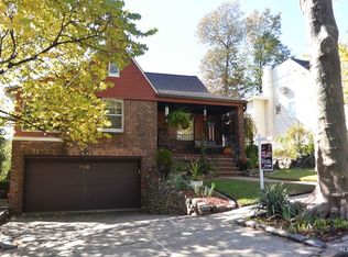 798 Delalla Ter, Ridgefield, NJ 07657