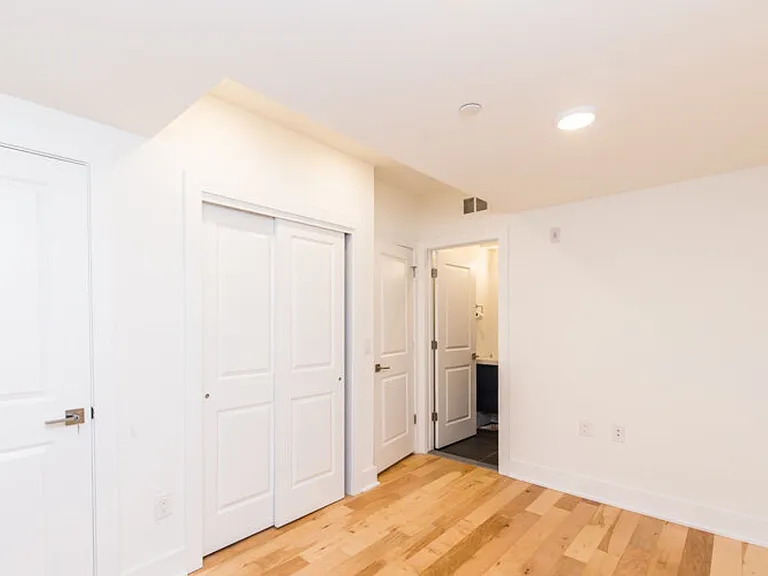 LUDLOW_4100 — Photo 58