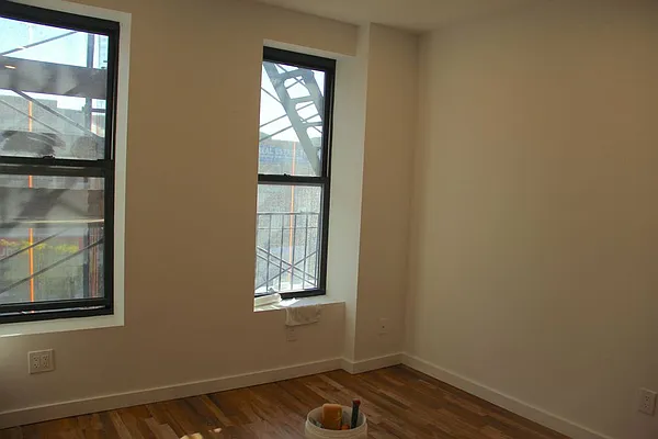 Rented by Dwell Residential Inc | media 11