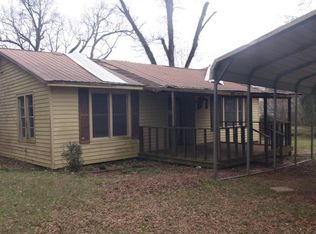 1304 Meadville St, Summit, MS 39666