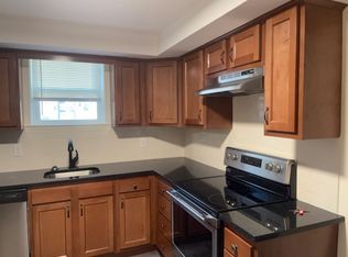 122 W Main St #13, Georgetown, MA 01833