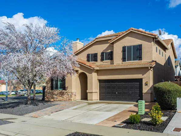 201 Pinecrest Ct, Roseville, CA 95678