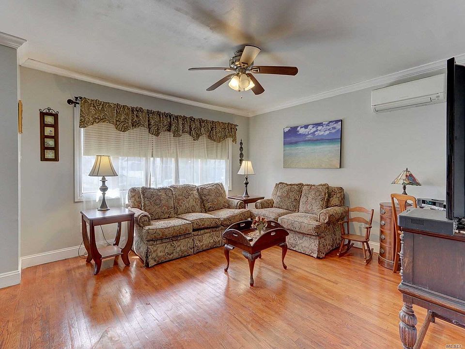25 Brendan Ave, Massapequa Park, NY 11762 Zillow