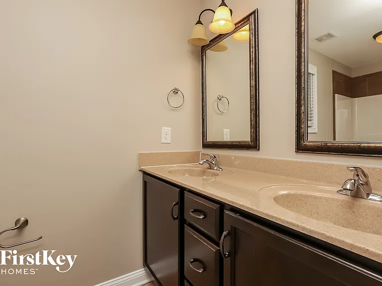 525 Magnolia Dr — Photo 10