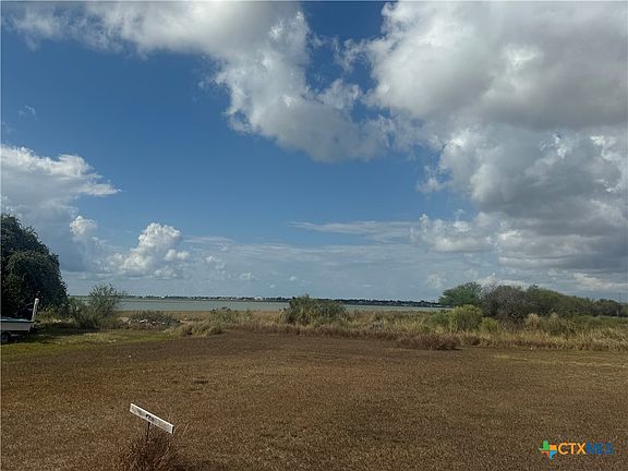 2nd image of 785 Swan Point Rd