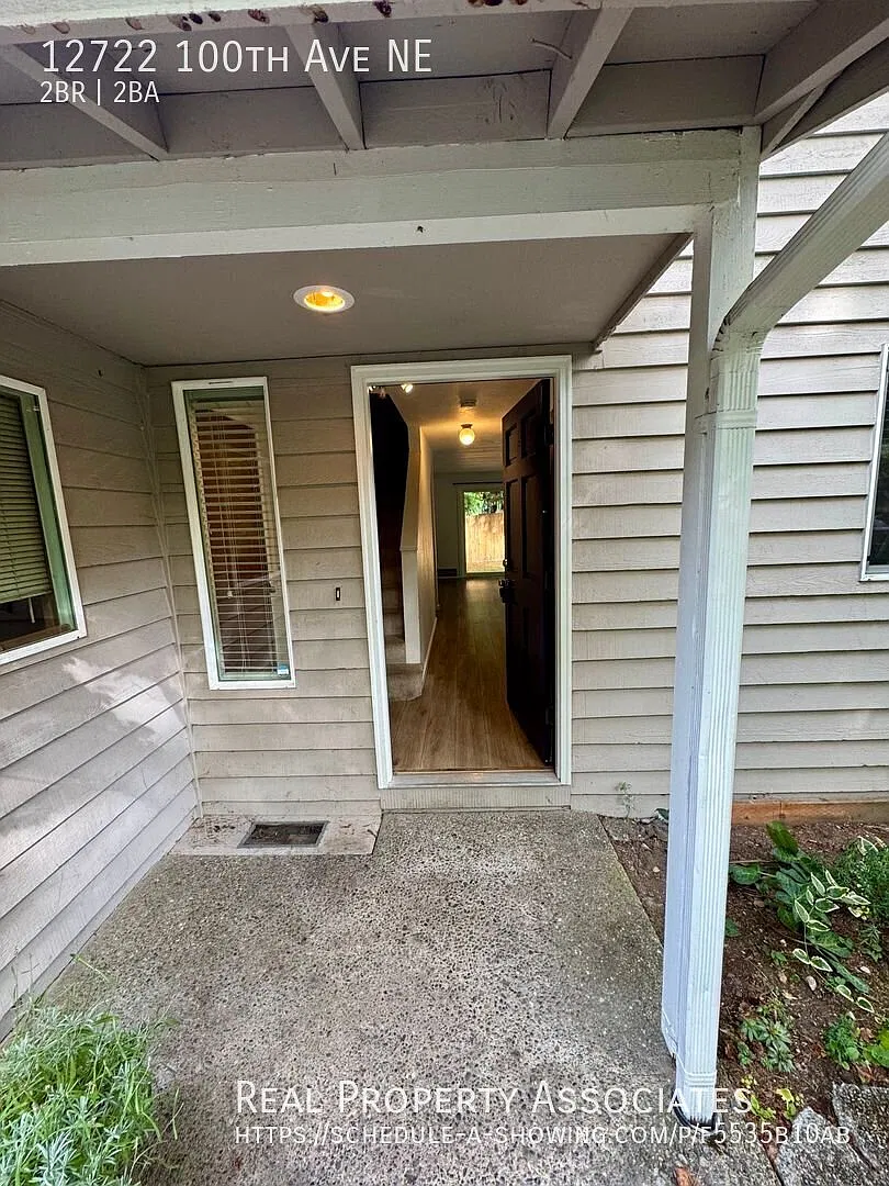 Duplex in Juanita — Photo 3