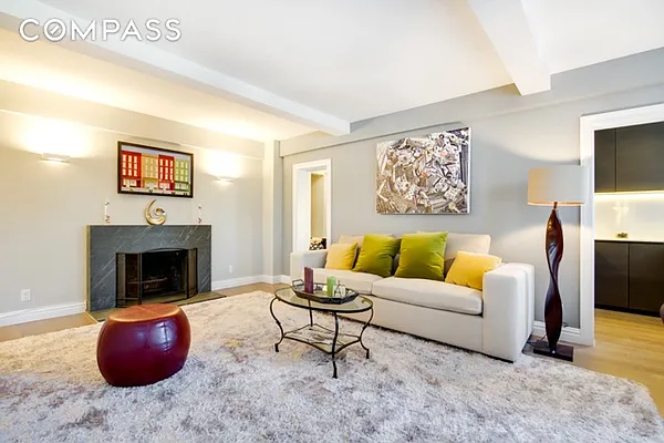 Sold by Compass | media 20