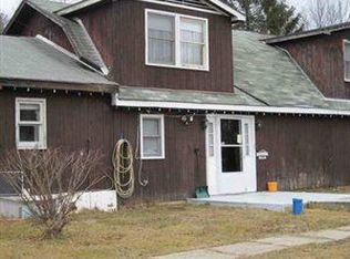 109 Gurn Springs Rd, Gansevoort, NY 12831