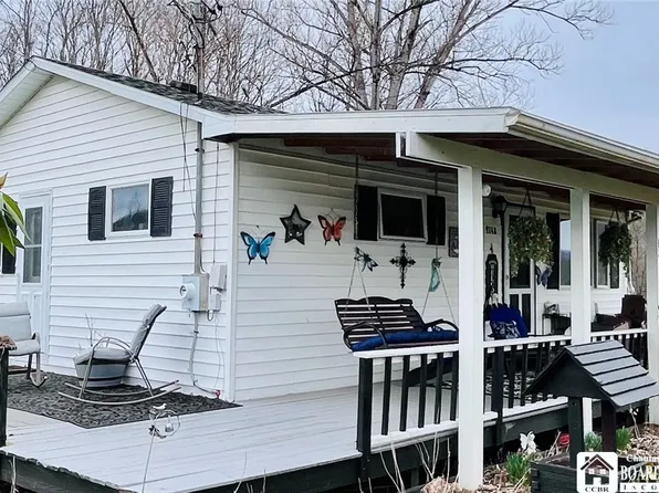 9748 Mountainwood Ter, Portville, NY 14770