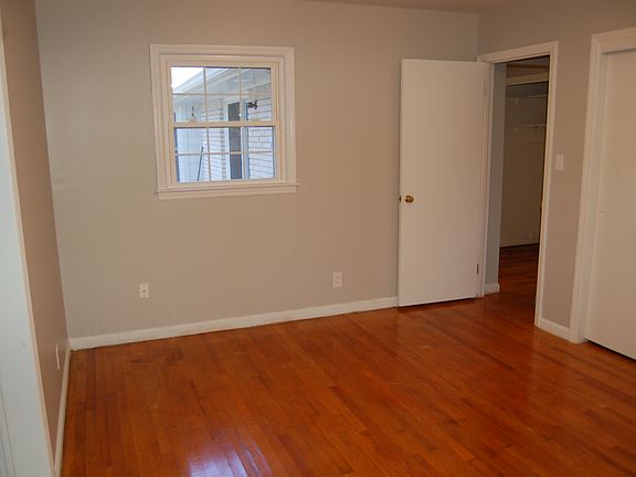 3rd image of 2195 Aldah Dr