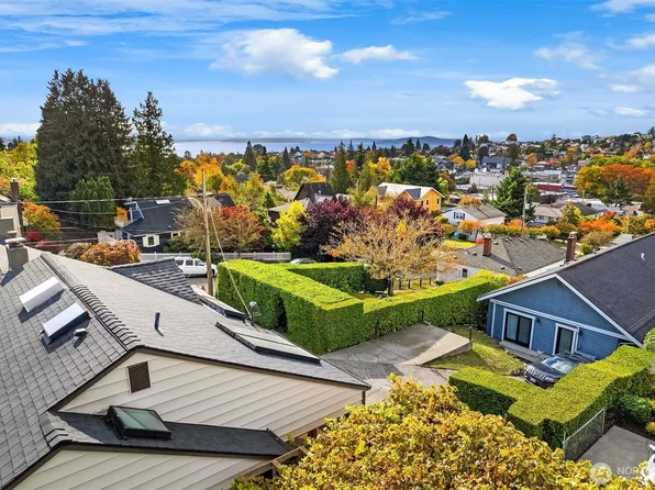 2910 W Smith Street, Seattle, WA 98199