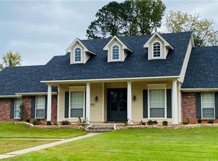 2101 Forest Hills Blvd, Haughton, LA 71037