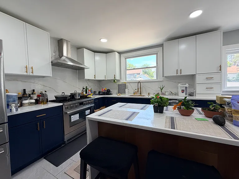 123 Bryn Mawr Ave — Photo 24